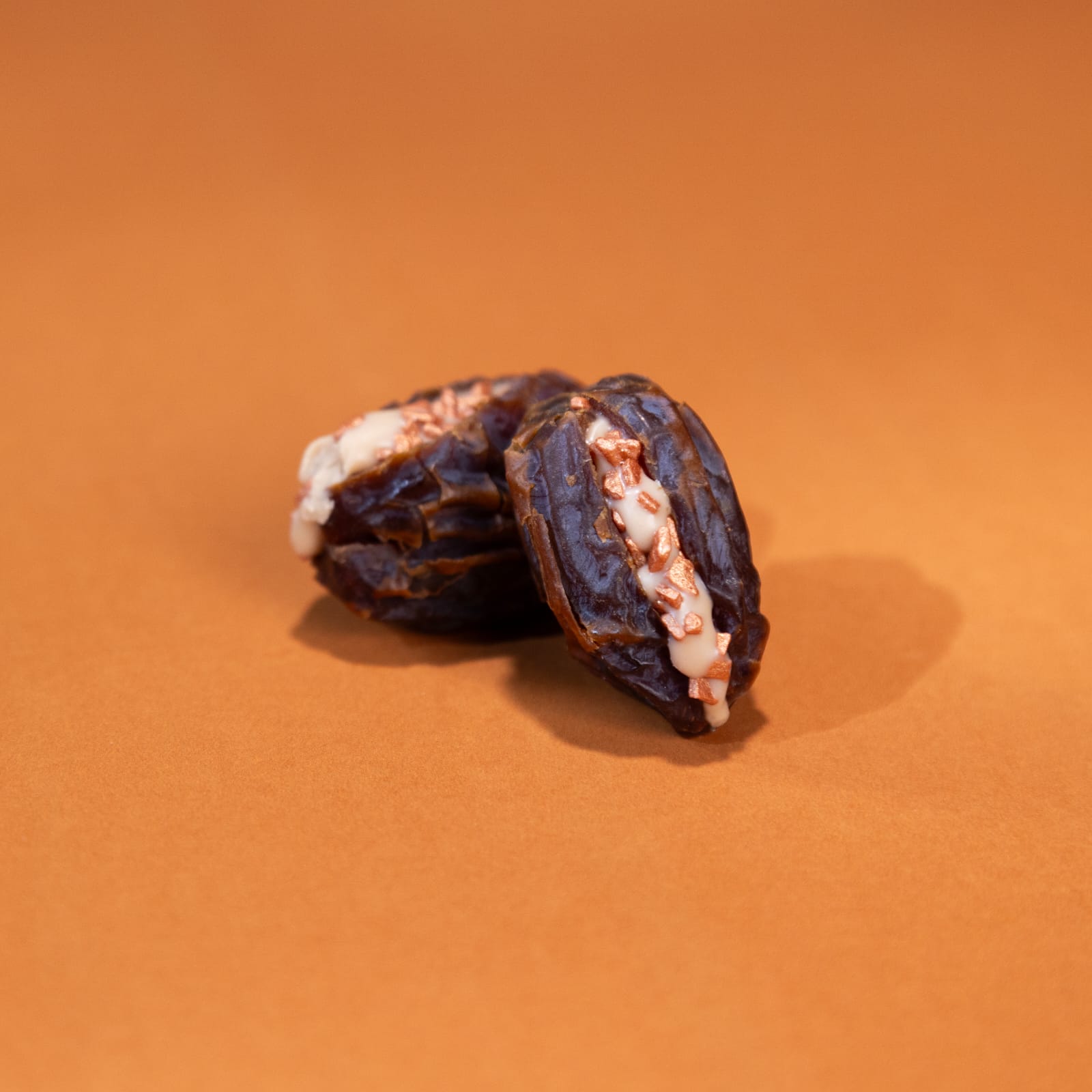 Ominya Delicacy Exquisite Medjool Dates Collection: Elegance in Every Bite – A Special Gift - 24 PCS