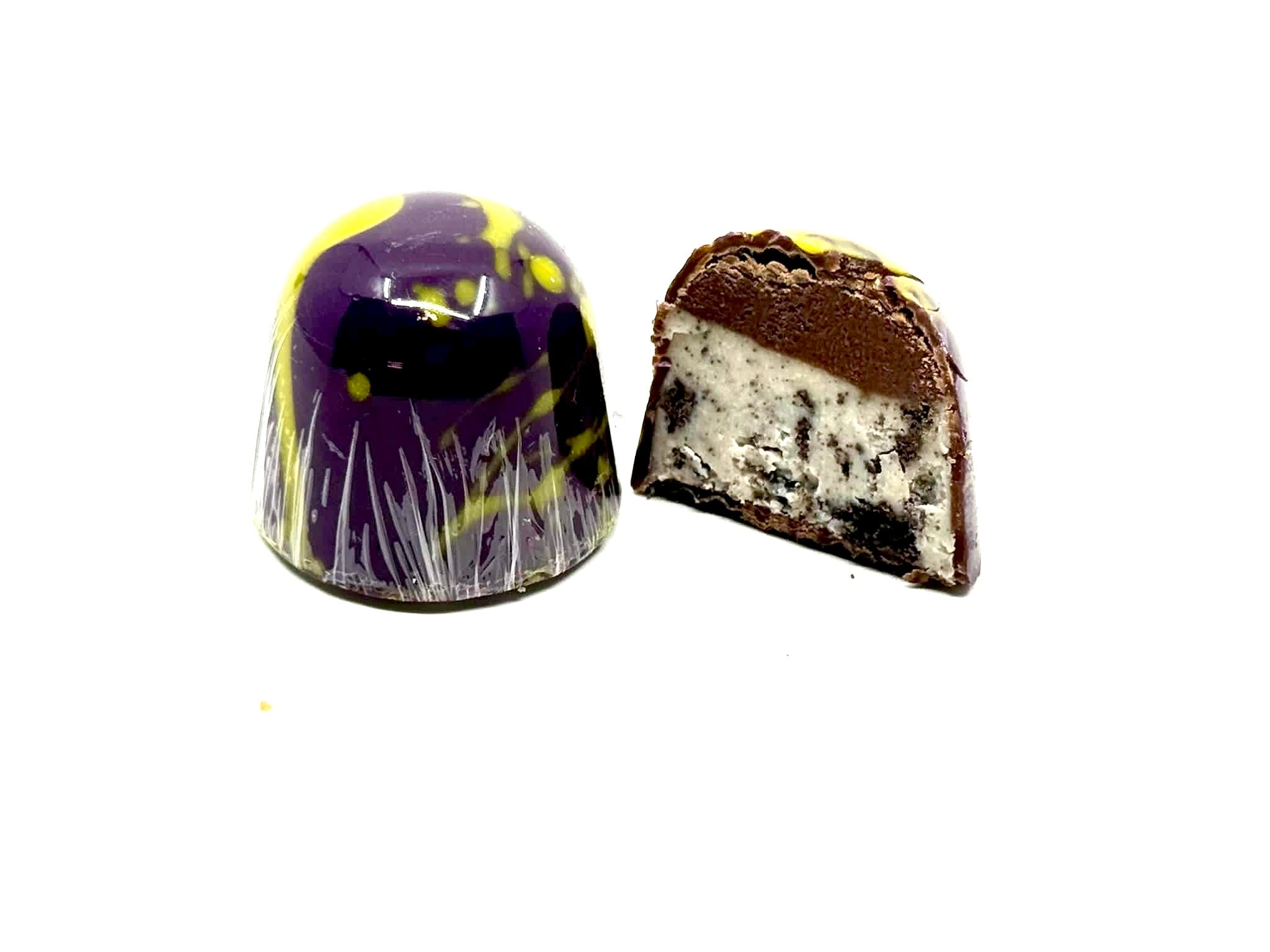 Chocolate Galaxy Bonbon with Hazelnut Spread
