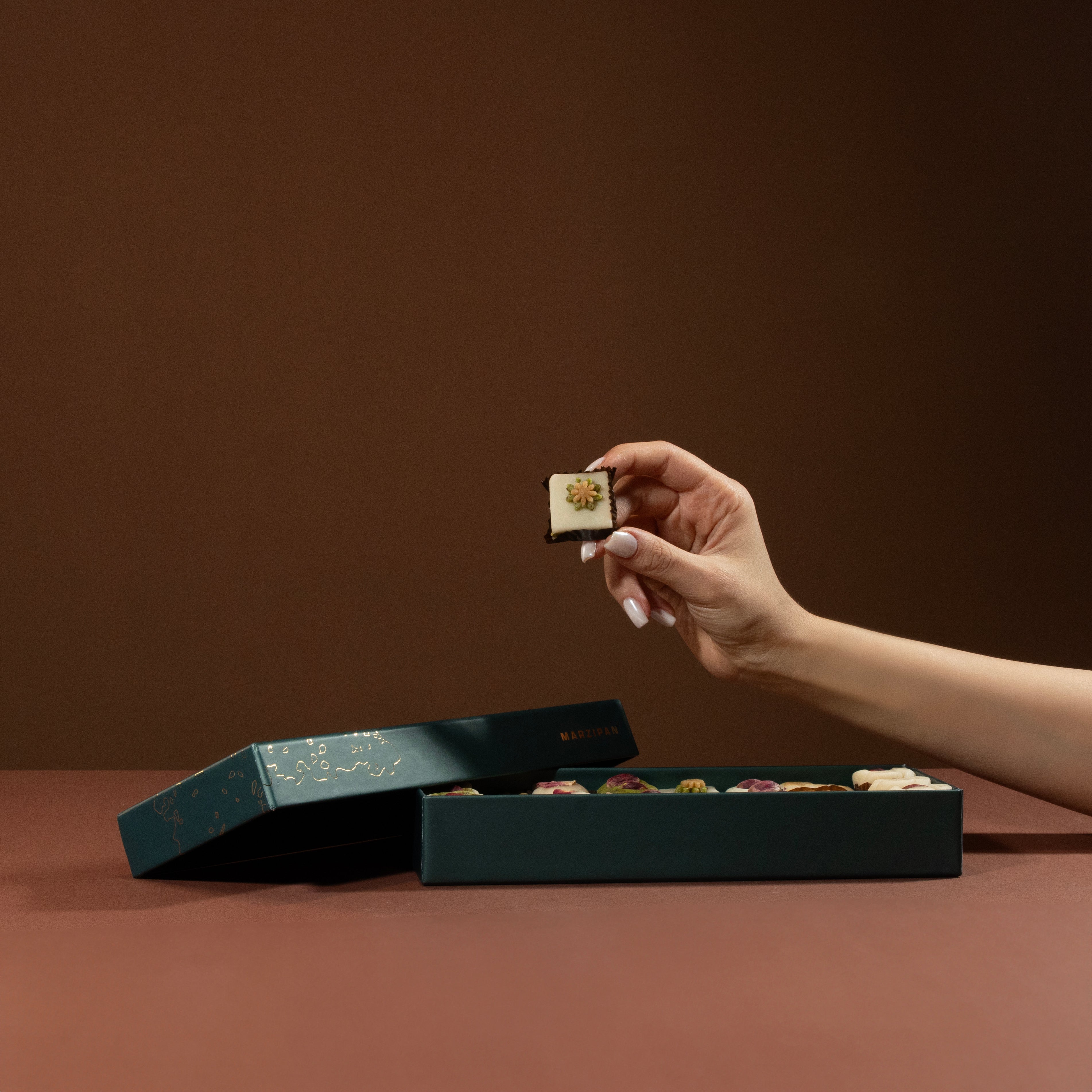 OMNIYA Delicacy Marzipan Lozina Box (1 LB, 25 Pieces) – Premium Mediterranean Marzipan Sweets with Pistachio & Rose – Gourmet Gift Box for Eid, Christmas, Weddings & Special Occasions