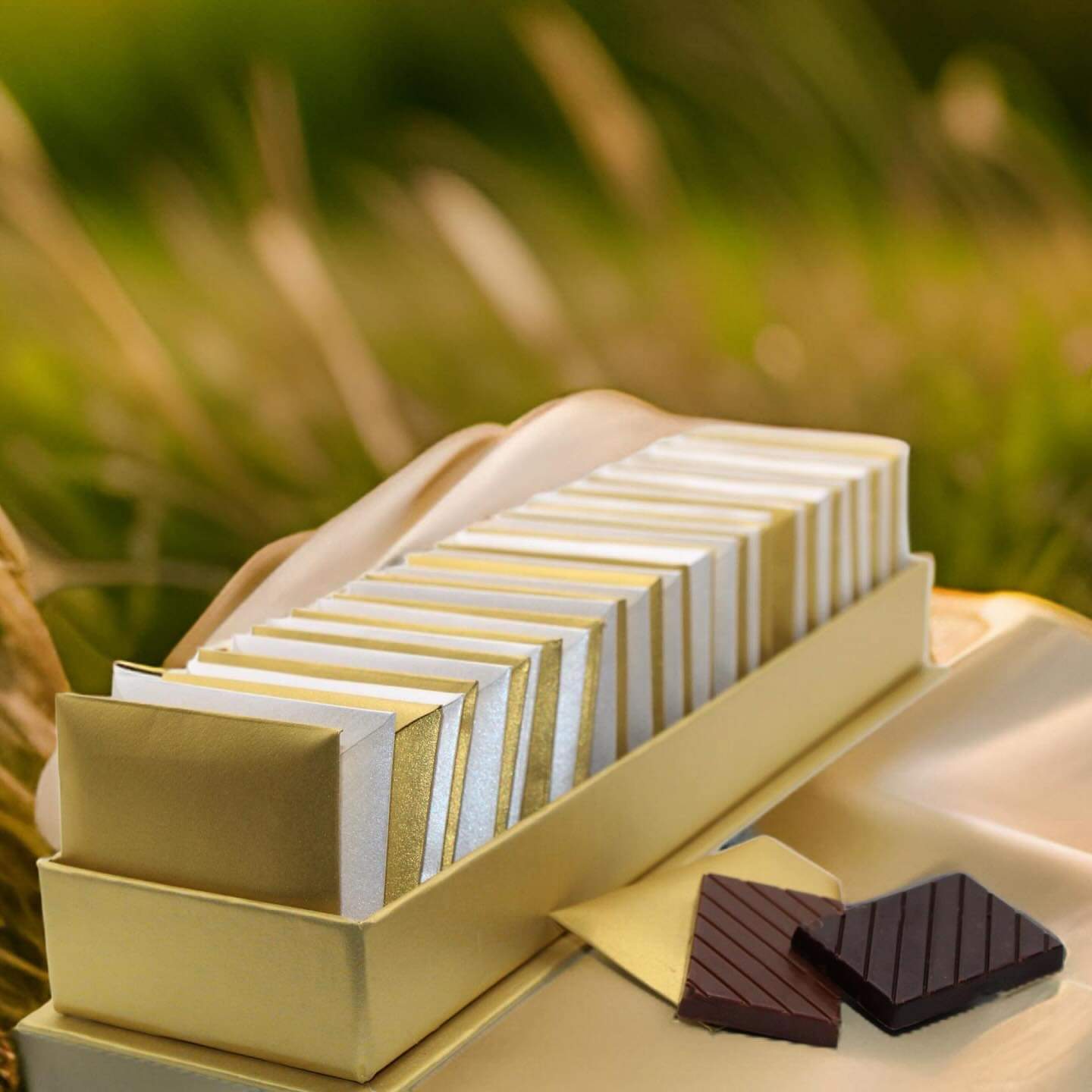 Mini Dark & Milk Chocolate Bars in Elegant Envelope Packaging Individually Wrapped Gourmet Treats- Perfect for Gifts, Office Snacks, & Party Favors - 40 Pack ( White & Gold) (pink - White)