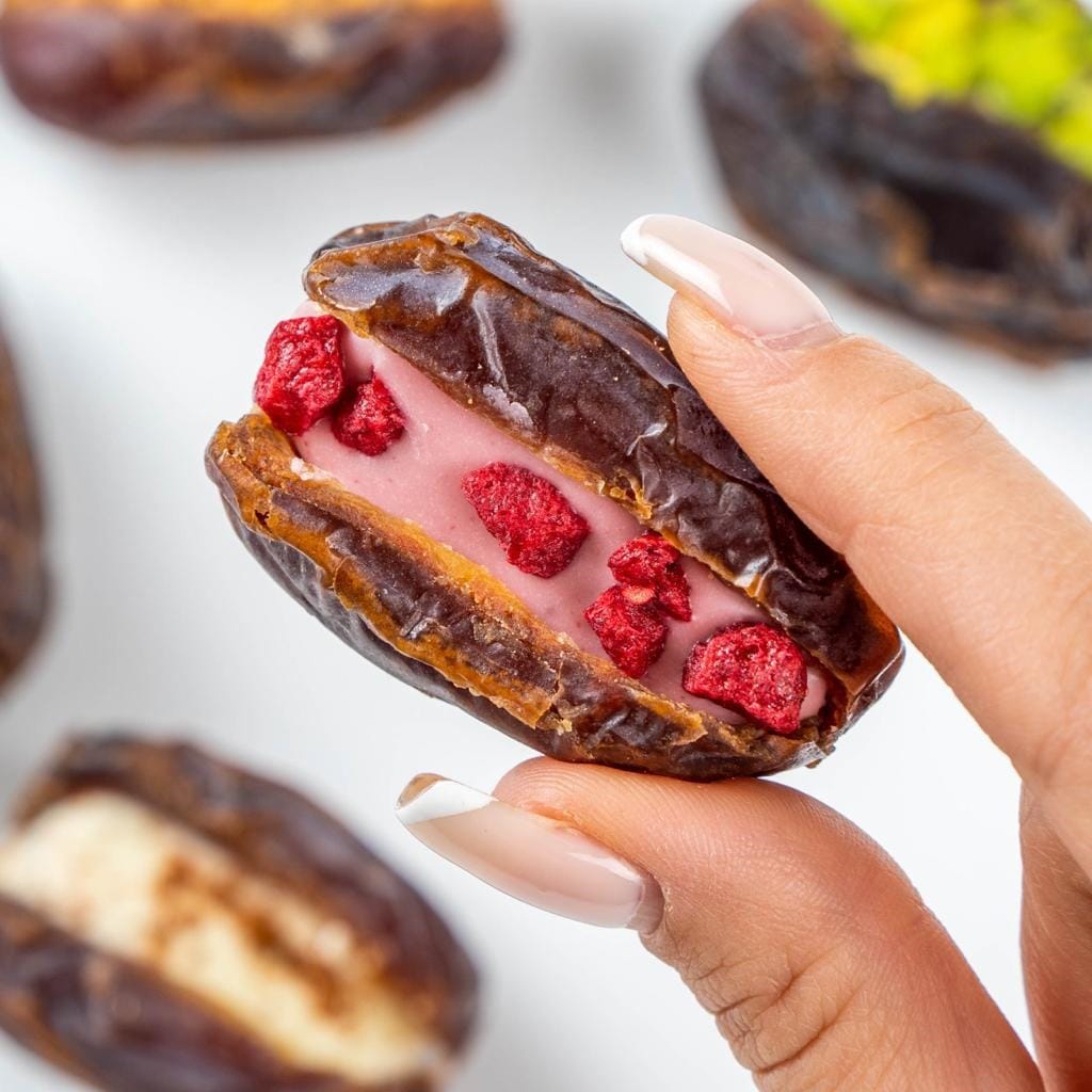 Premium Filled Dates Gift Box