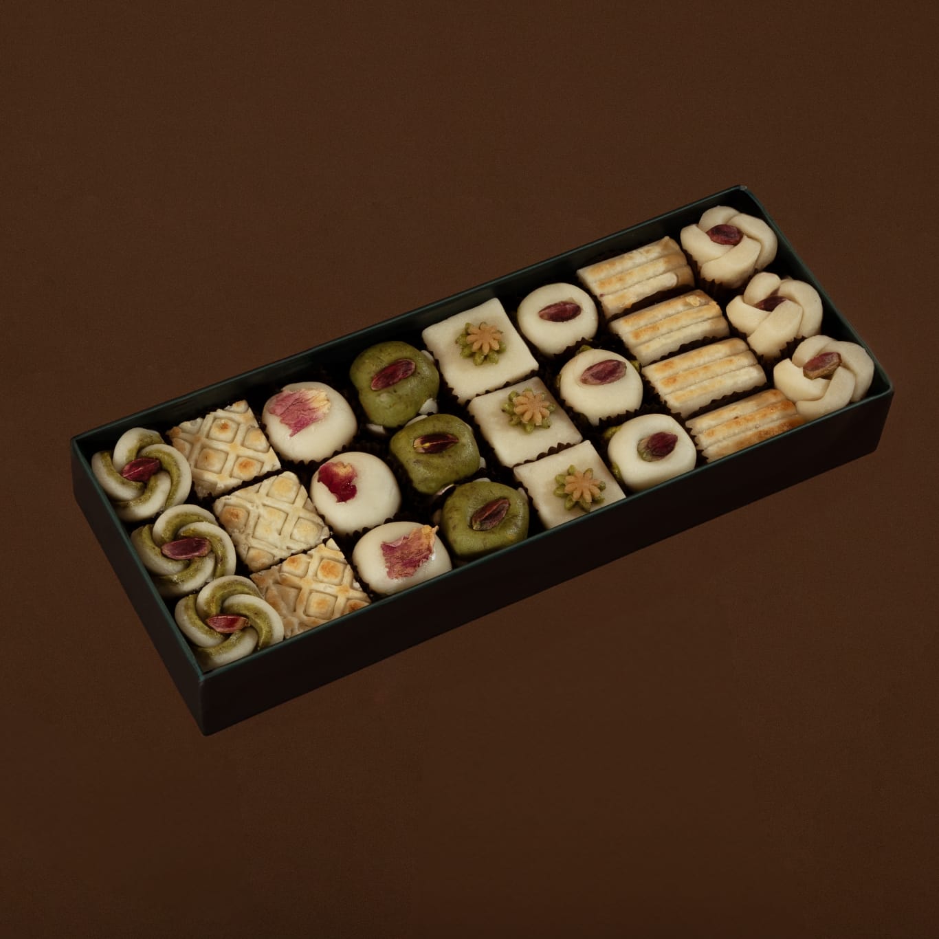 Marzipan Lozina Box 1 Pound / 25 Pieces