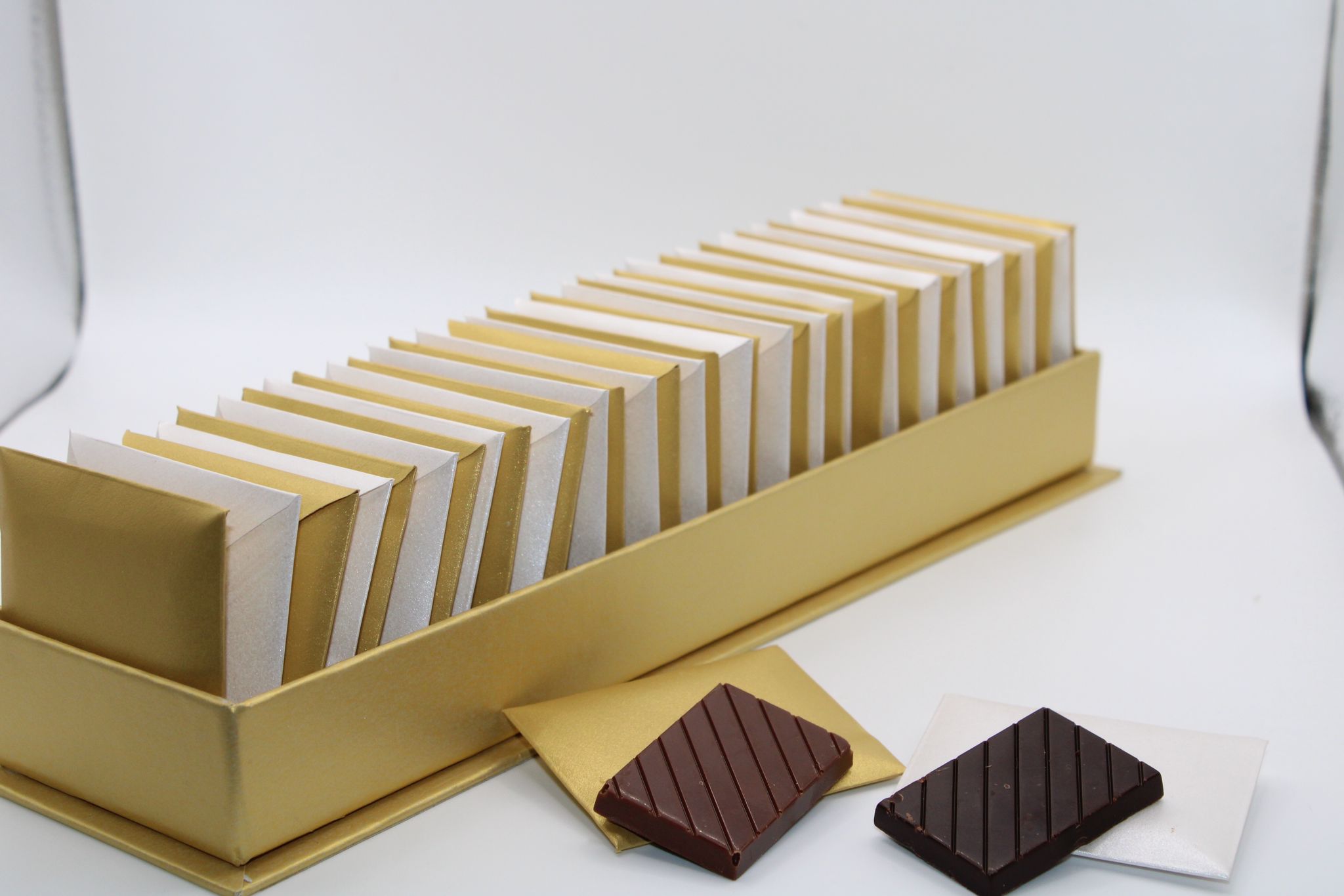 Mini Dark & Milk Chocolate Bars in Elegant Envelope Packaging Individually Wrapped Gourmet Treats- Perfect for Gifts, Office Snacks, & Party Favors - 40 Pack ( White & Gold) (pink - White)